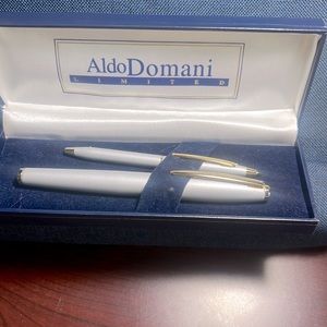 Also Domani Limited 3 pens set Black Rollerball/Ball pen and supposed be a Mini